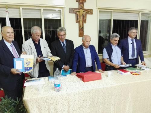 Presentazione del libro di Michele Salvatore Lonzi: Esperienze di vita di un siciliano